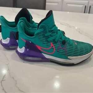 Nike Turquoise and Violet Athletic Shoes